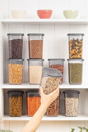 12 Adet 1200 ml Etiketli Sızdırmaz Kapaklı Saklama Kabı Seti, CAN.PY.712
