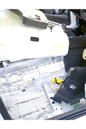 Araç Oto Ses Isı Yalıtım Bandı 3mm x 10cm x 5metre Alüminyum Folyolu Kauçuk Bant Izolasyon Malzemesi