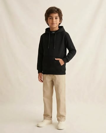 Erkek Çocuk Siyah Kapüşonlu Kanguru Cepli Sweatshirt Günlük ve Okul İçi Rahat Düz Model