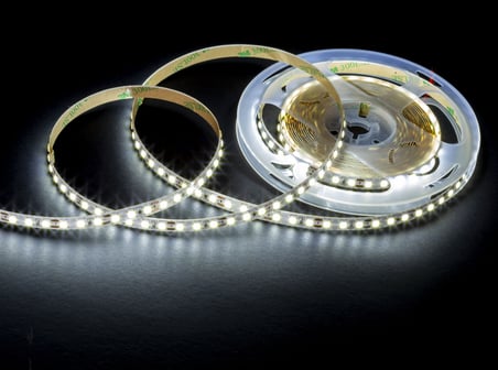 Noas 2835 İç Mekan 240 LED Şerit 18W/m Beyaz Işık YL35-2401