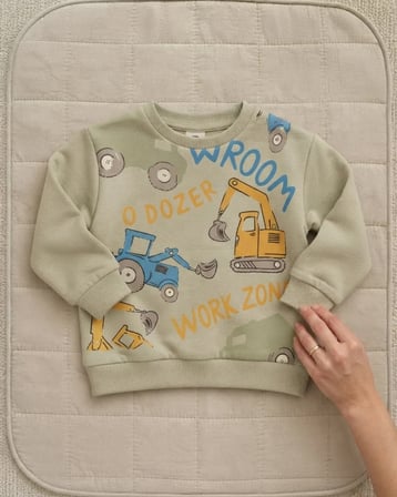 Erkek Bebek Açık Yeşil Renkli Dozer Baskılı Sweatshirt