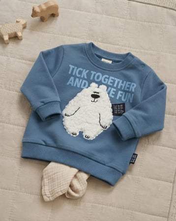 Mavi Erkek Bebek Ayılı Sweatshirt Rahat Kesim ve Uzun Kollu