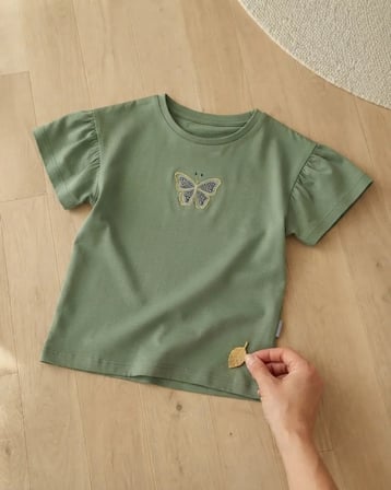 Kız Çocuk Yeşil Kelebek İşlemeli Kısa Kollu T-shirt