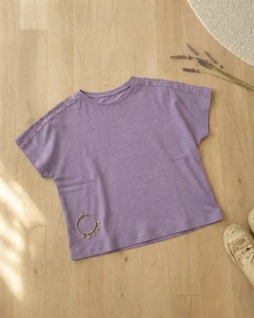 Kız Çocuk Lila Taş Detaylı Kısa Kollu T-Shirt Rahat Kesim