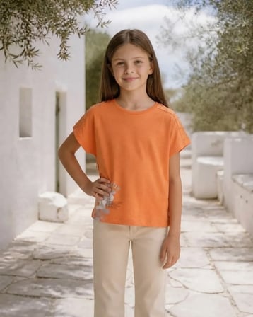 Turuncu – Kız Çocuk Açık Pembe Kısa Kol Omuz Taş Detaylı Rahat Kesim T-Shirt