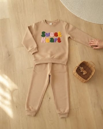 Kız Çocuk Bej Renkli Sweet Heart Eşofman Takımı · 2 Parça