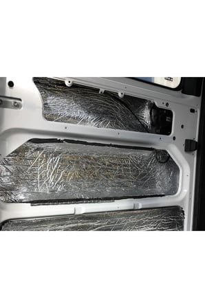 Araç Kaput Altı Yalıtım 120x100cm 9mm Folyolu Yapışkanlı Karavan Oto Ses Ve Isı Yalıtım Malzemesi