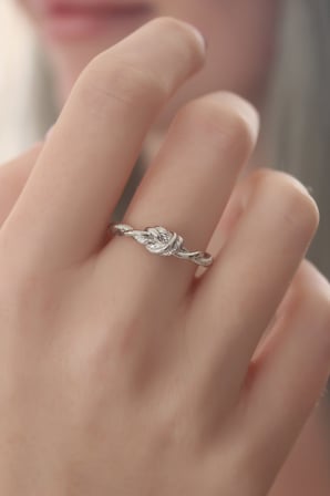Gümüş Renk Halat Düğüm Model Kadın Yüzük TJ-BYK2417