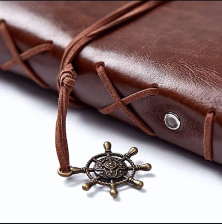 MR Öğretmenler Günü Deri Kraft Kağıtlı Pusula Tasarımlı Defter ve Kalem Seti Hediye Seti Özel Tasarım (YEŞİL)