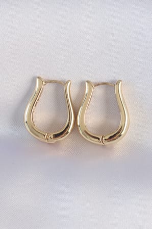 Pirinç Gold Renk İçi Boş Gül Küpe TJ-BKP8976