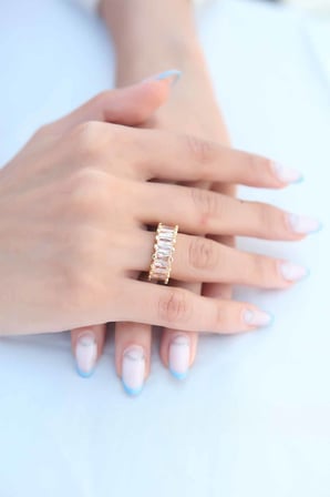 Zirkon Taşlı Baget Gold Renk Kadın Yüzük TJ-BYK2342