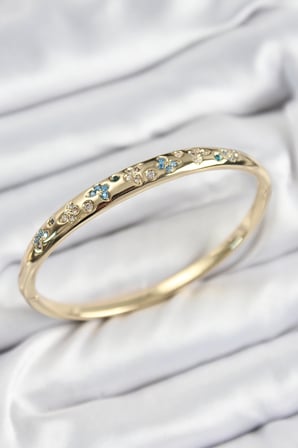 Pirinç Zirkon Taşlı Model Gold Renk Kadın Kelepçe - TJ-BB7568