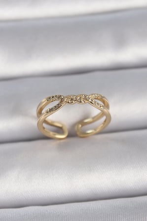 Pirinç Gold Renk Ayarlanabilir Zirkon Taşlı Sarmal Model Kadın Yüzük TJ-BYK3400