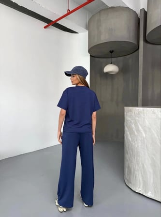 Osy Modal Yumuşak Dokulu Kumaş Kısa Kollu Bluz Rahat Pantalon Ikili Takım- Lacivert - Lacivert / S