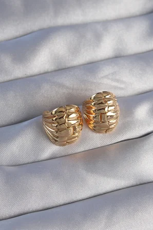 Pirinç Gold Renk Tırtıklı Minimal Bombeli Tasarım Küpe TJ-BKP9080