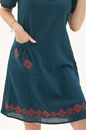 Şile Bezi Petrol Kısa Kol Kruvaze Yaka Nakışlı Yazlık Midi Elbise