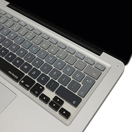 MacBook Klavye Filmi Türkçe Q Kaplama Ultra İnce Silikon Air Pro Eski USB li Modeller 2008-2017 Uyumlu Yıkanabilir Koruyucu Film Renkli Baskı Siyah Gri