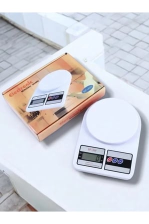 Kompakt Tasarım ve Tek Tuşla Sıfırlama Özelliğiyle Kullanımı Kolay Mutfak Tartısı