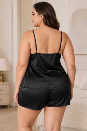 Loule Kadın Büyük Beden Siyah Saten Dantel Detaylı Ön Bağlamalı Şortlu Pijama Takımı