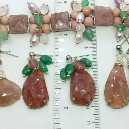2917 Çilek Kuvars el yapımı çelik aparatlı küpe