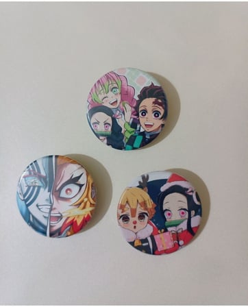 Demon Slayer Anime Buton Rozet 3 Adet 37Mm