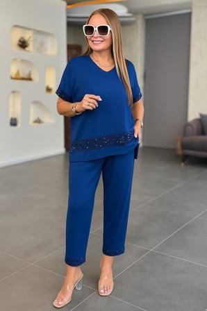 Kadın Kısa Kollu V Yakalı Pul Payetli Viskon Iki Iplik Bluz Ve Pantolon Ikili Takım - Lacivert / 4XL-5XL