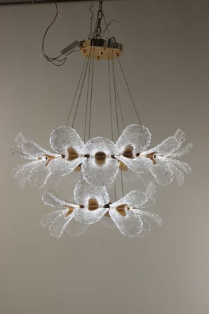 Şık Altın Kaplama Midye Formu İki Katlı 3 Renk Ledli Modern Kristal Görünümlü Sarkıt Avize