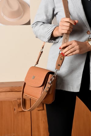 Taba 1002 Yeni Sezon Kolon Askili 4 Bolmeli Kadin Omuz Cantasi 21x16cm 4062