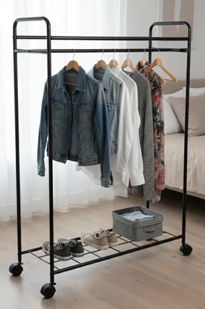 Metaliz Concept Tekerli Modern Metal Elbise Askılığı - Katlı Raflı Portatif Giysi Standı, Siyah Renk