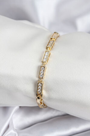 Pirinç VIP Seri Gold Renk Parçalı Model Kadın Bileklik - TJ-BB7930