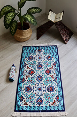 Pratik Ve Taşınabilir Ipek Dokulu Keseli Seccade Çiçek Desenli S10011