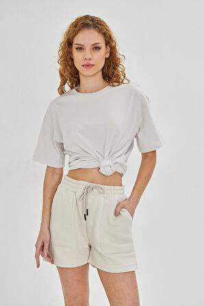 Pamuklu Relax Konforlu Oversize Kadın Tişört ve Şort Takımı 