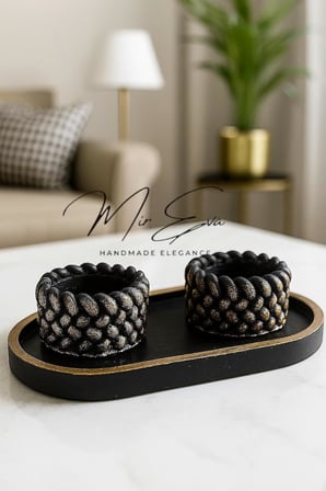 Sukulent Saksı Seti Siyah Gold – 2’li Mini Sukulent Saksı ve Dekoratif Tepsi Seti, Masa ve Sehpa İçin Dekoratif Bitki Saksısı