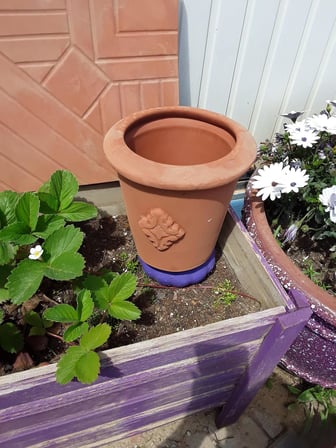 DEKORLU TOPRAK SAKSI 27 * 26 CM BÜYÜK BOY, TERRACOTTA PİŞMİŞ KİLDEN