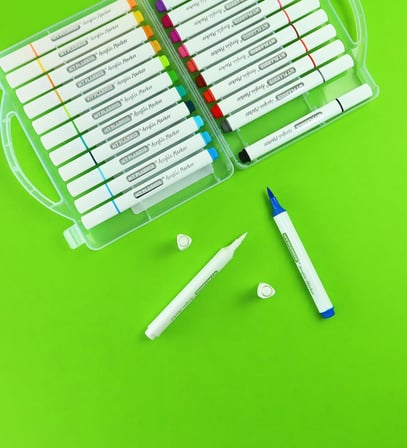 24 Renk Akrilik Marker Kalem Seti