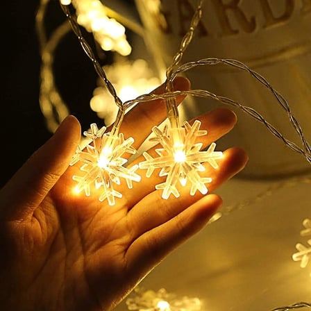 5 metre Led Işıklı 28'li Kar Tanesi Işık Zinciri Dekoratif Pilli Aydınlatma Ev Dekorasyonu Süsleme Salon Oda Merdiven Balkon Süslemeleri için Yılbaşı Eğlence Doğum Günlerine Özel Aydınlatma