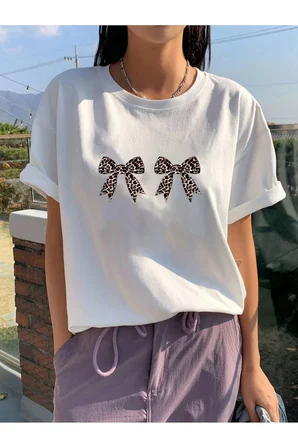 Unisex Leopar Desenli Kurdele Baskılı Tasarım Tshirt