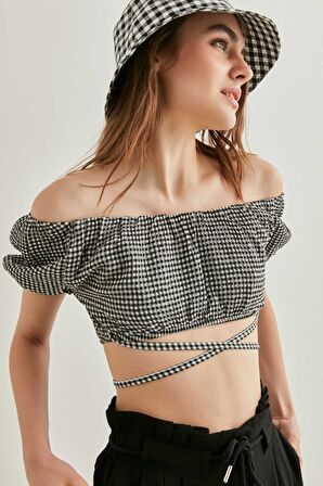 Belde Bağcık Detaylı Mini Bluz