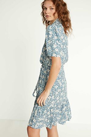 Yakalı Çıtır Çicek Desenli Elbise