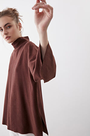 Düşük Kol Yakalı Yanlar Yırtmaçlı Örme Oversize Bluz