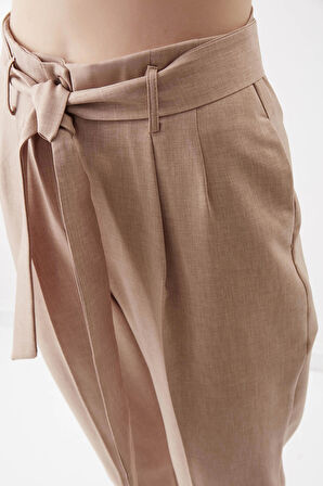 Yüksek Bel Kuşak Detaylı Pantolon