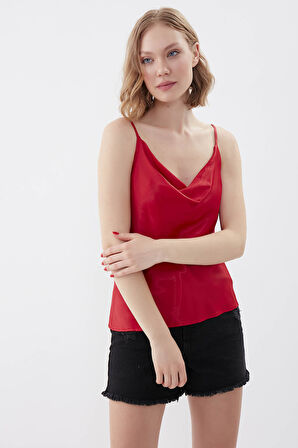 İp Askılı Degaje Yaka Saten Bluz