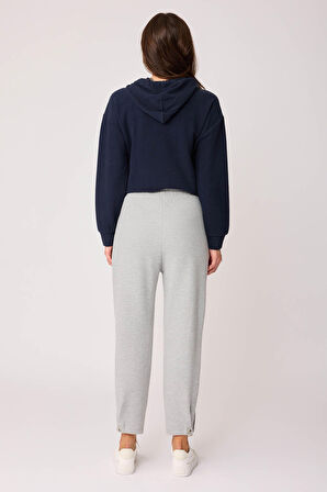 Beli Lastikli Paçası Düğmeli Triko Pantolon