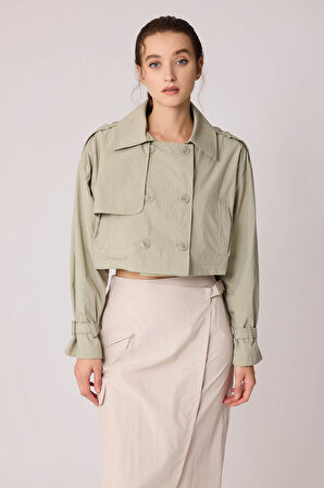 Astarlı Önü Düğmeli Crop Trençkot