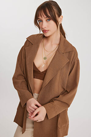 Büyük Yakalı Cepli Salaş Ceket