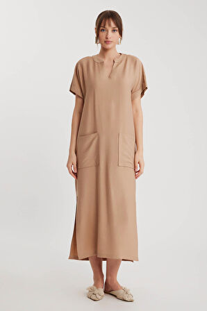 Yanları Yırtmaçlı Çift Cep Elbise