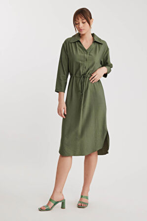 Belden Büzgülü Krinkıl Kumaş Düğmeli Elbise