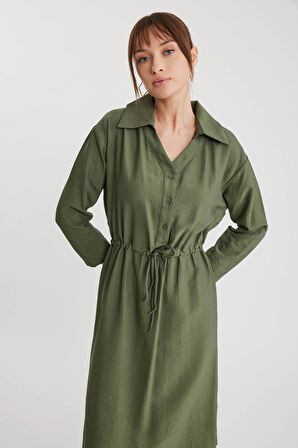 Belden Büzgülü Krinkıl Kumaş Düğmeli Elbise