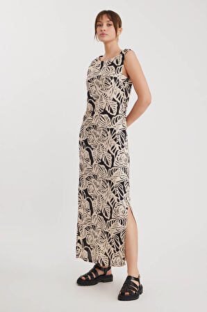 Desenli Yanı Yırtmaçlı Uzun Elbise