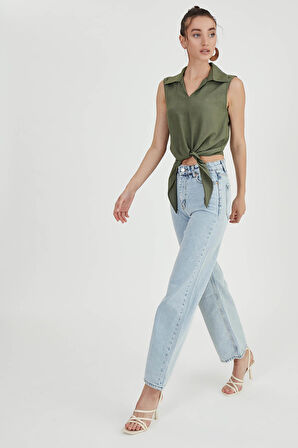 Önden Bağlamalı Sıfır Kol Bluz